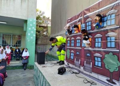 قصه ها و عروسک ها به کمک بازیافتی ها آمدند قصه ها و عروسک ها به کمک بازیافتی ها آمدند